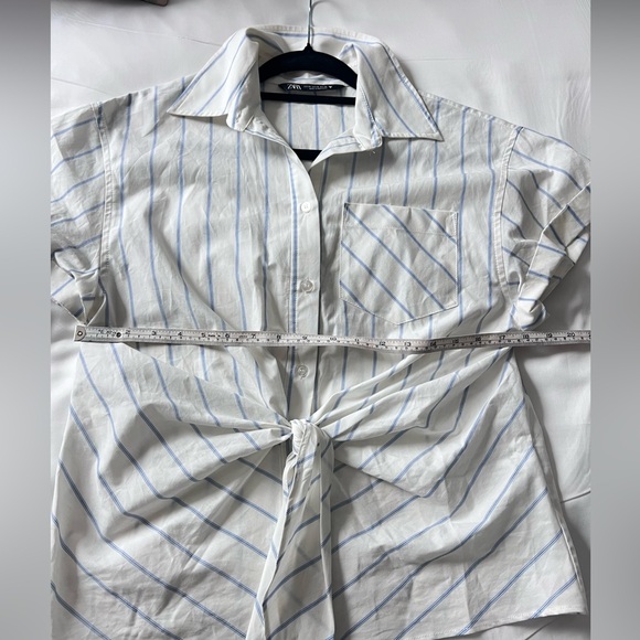 Zara Poplin Shirt tie front size xs. Loose fit - Picture 6 of 10